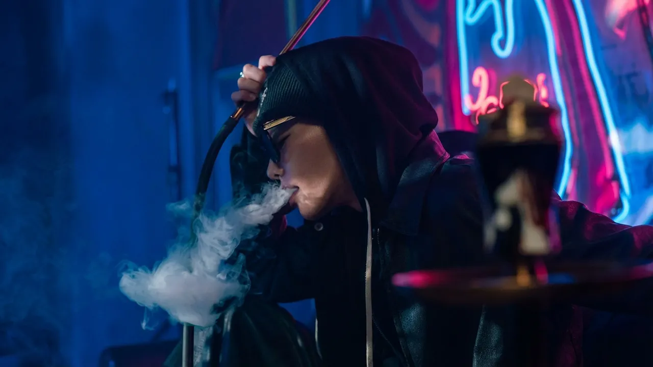 紹介を受けて、37歳から異例のホスト人生が始まる